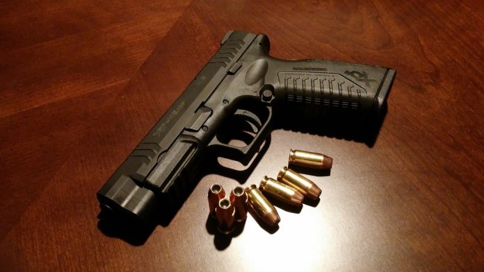 handgun-firearms-pistol-fcb23b-1024